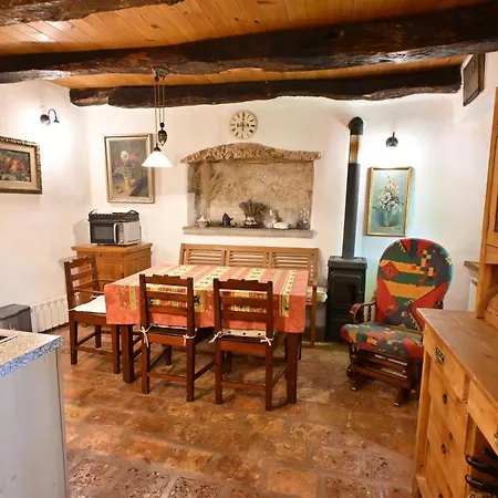 Karst House Mediteranean Slovenia Holiday home *