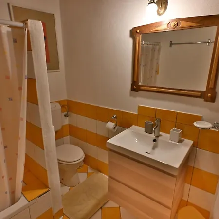 Karst House Mediteranean Slovenia Holiday home *