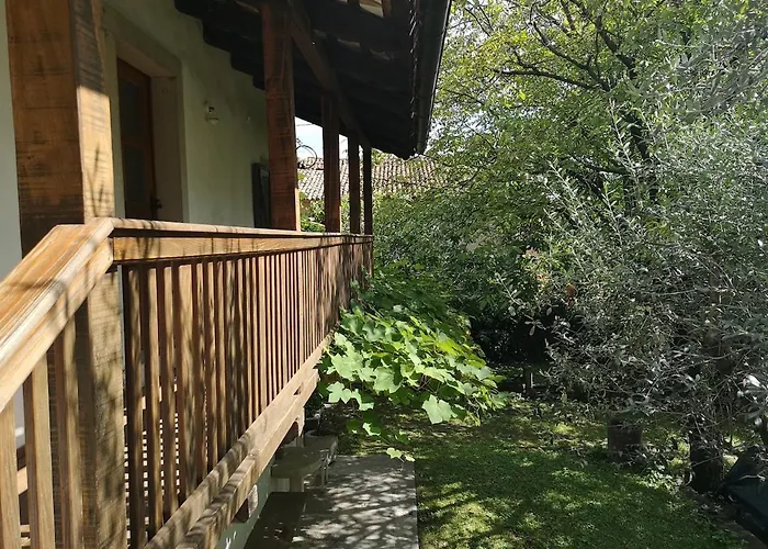 Karst House Mediteranean Slovenia בית נופש