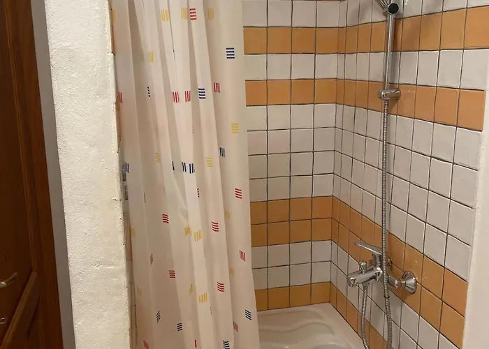 Karst House Mediteranean Slovenia בית נופש Dutovlje